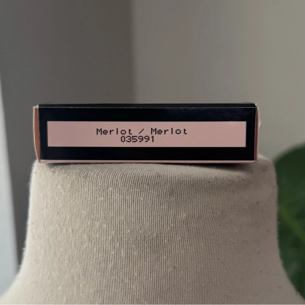 Mary‎ Kay Merlot Crème Lipstick